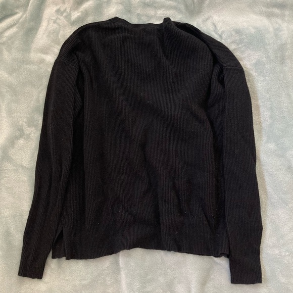 Sweater - Picture 3 of 3